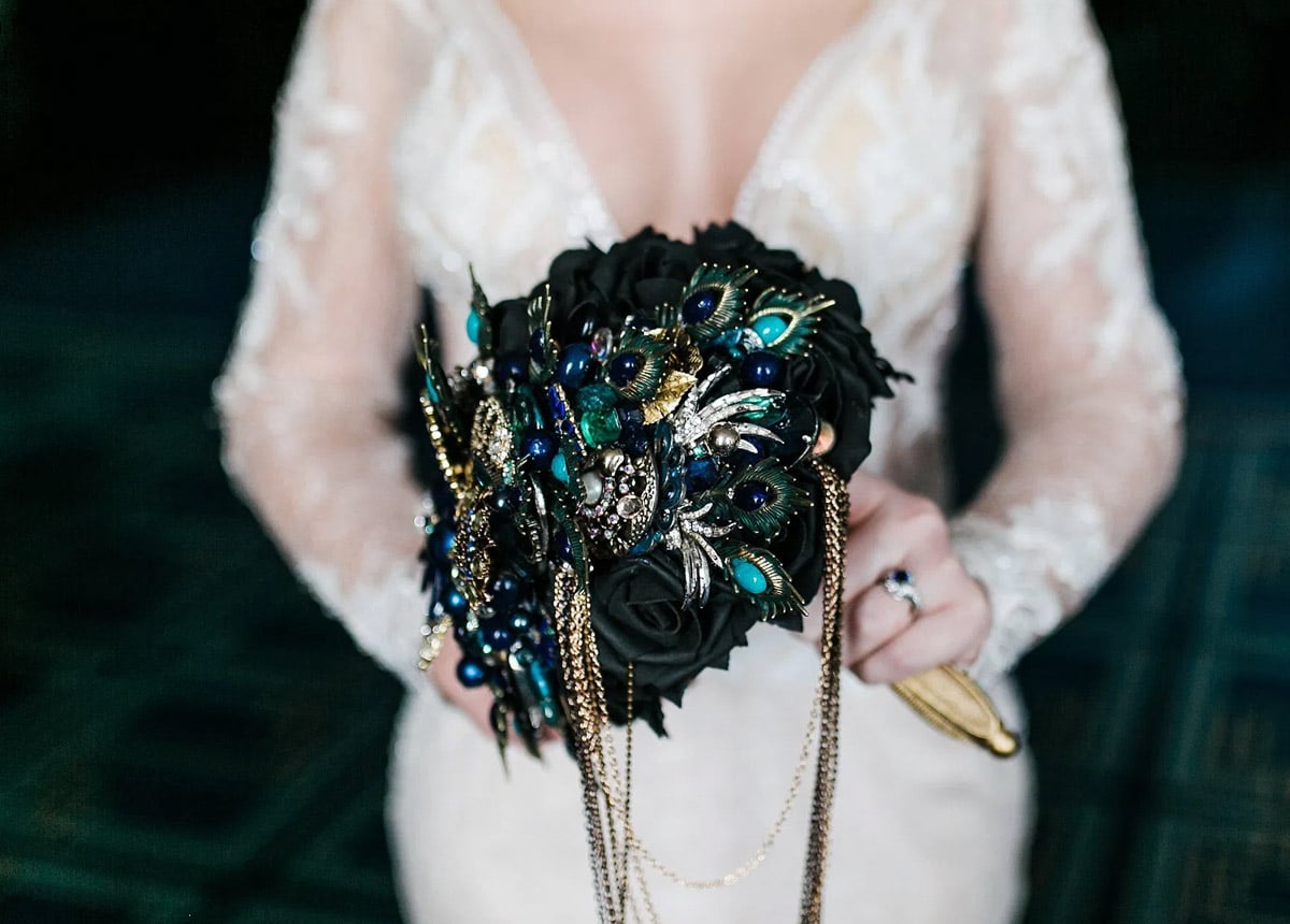 art deco bridal bouquet