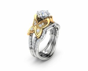 Butterfly Design Ring With Side Stones Matching Band