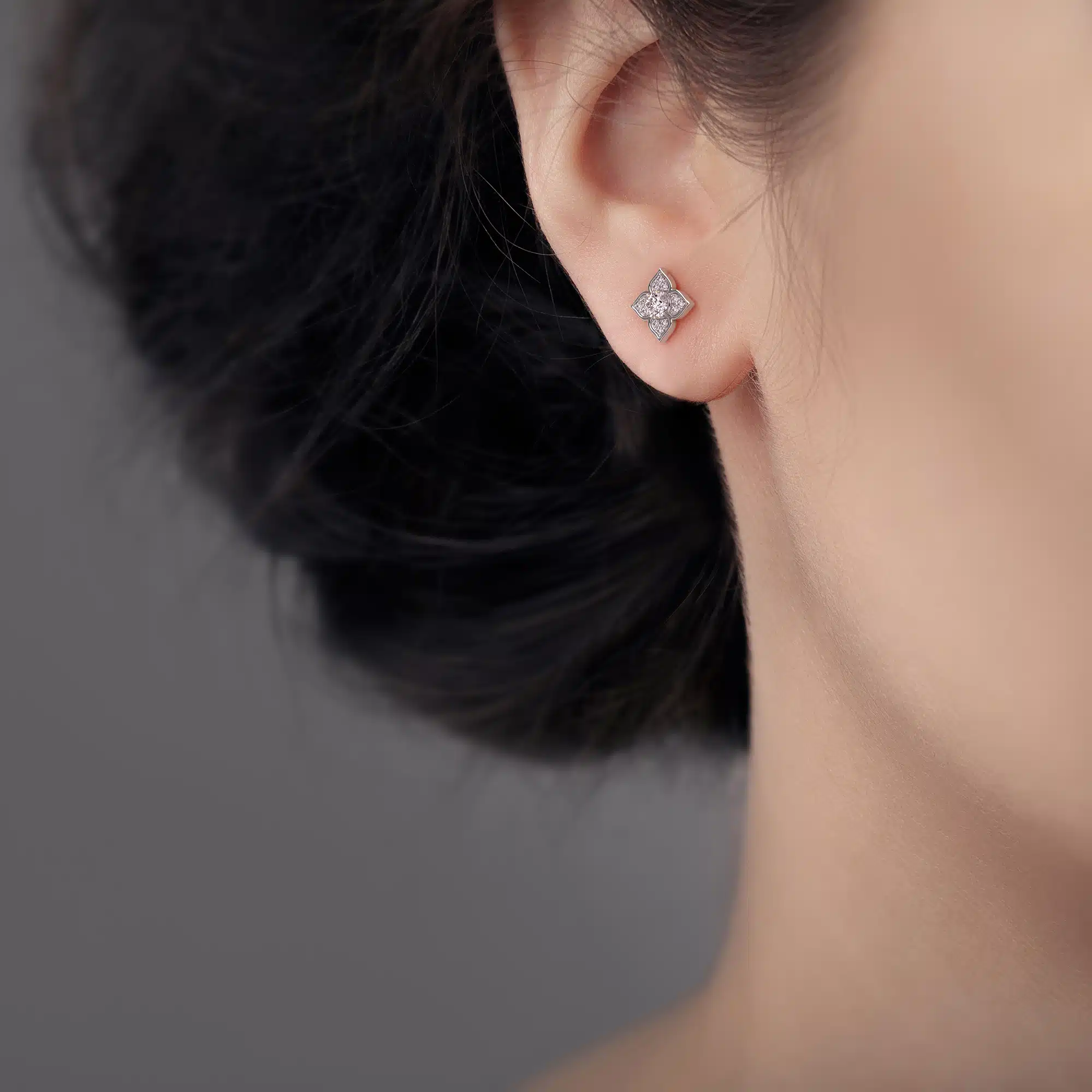 14K_Gold_Diamond_Earrings