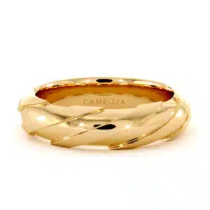 Solid Gold Swirl Elegant Shiny Band For Men