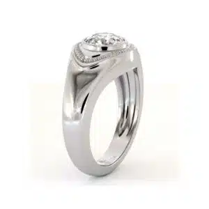 Elegant Gold Men’s Ring with Lab Diamond