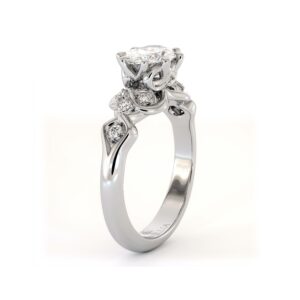 Curved Oval Diamond Ring With Sculpted Accents And Lab-Grown Center Stone