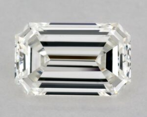 Natural 0.7 Carat H VS1 Emerald Diamond